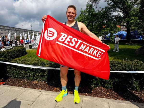 Best Market na Półmaratonie Warszawskim — z siłą i determinacją do mety!